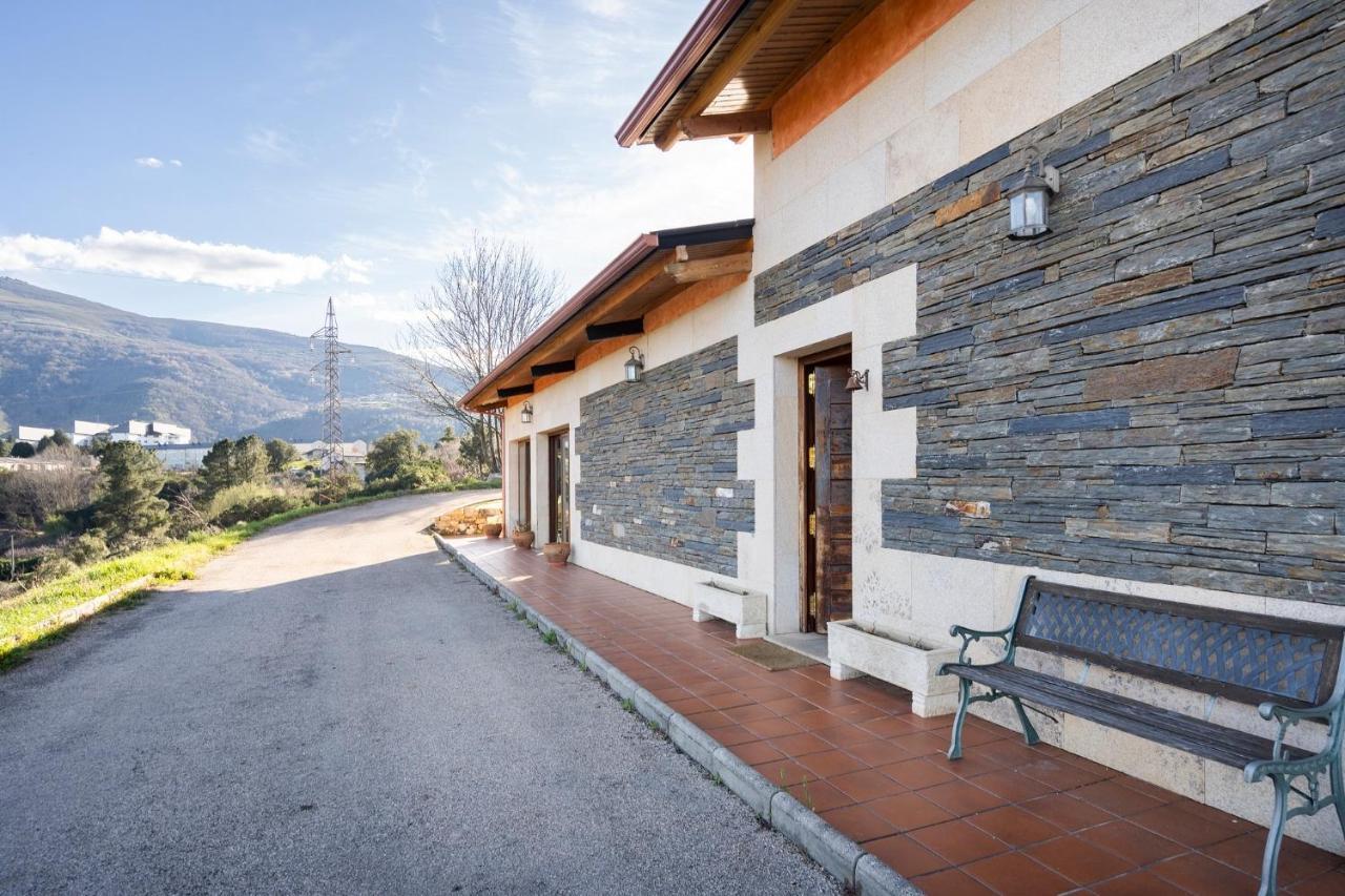 Vila Luxury Valdeorras Valdegodos Exteriér fotografie